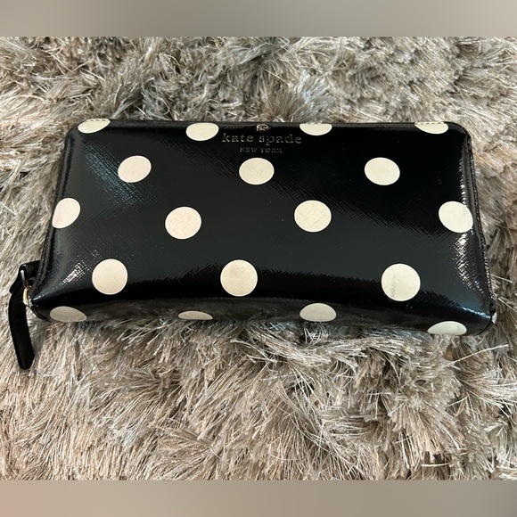 Kate Spade Polka Dot Wallet - Picture 4 of 16